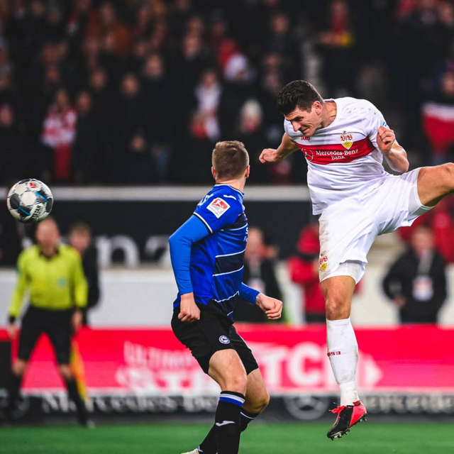 斯图加特球员召开内部会议共商出路 斯图加特球员召开内部会议共商出路