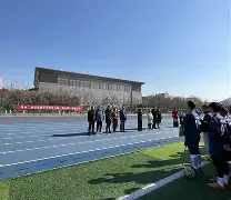 无往不胜：足球赛场新生代球员异军突起的简单介绍